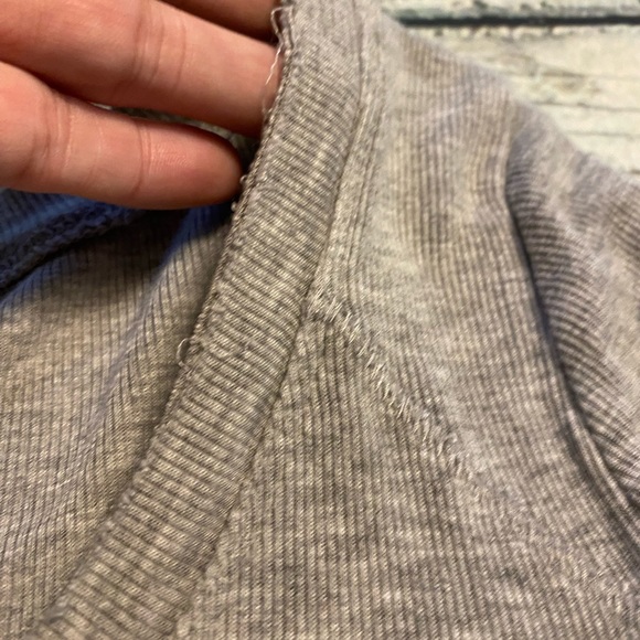 Free people heather gray scoop neck long sleeve tunic shirt. S - Picture 9 of 10